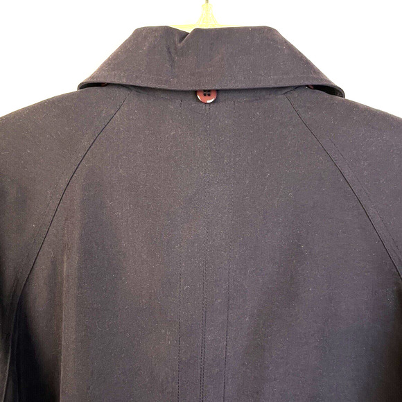 Gallery Rain Coat Women's Medium Dark Purple Pockets All Weather Jacket Classic - Picture 7 of 13